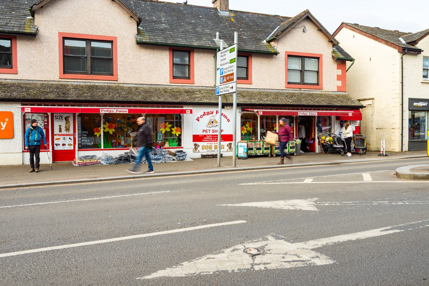 Podgy Paws Pet Shop